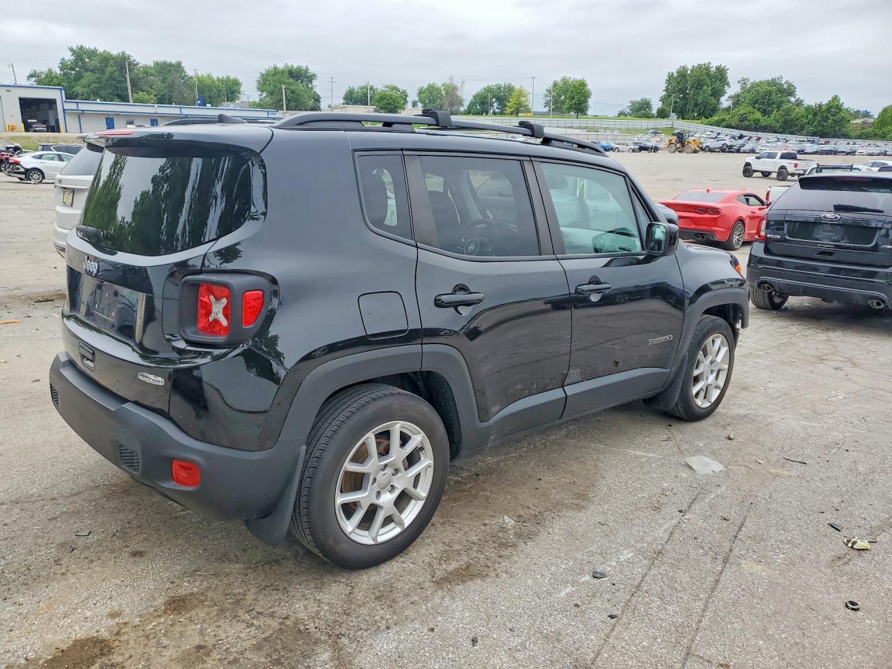2021 JEEP RENEGADE LATITUDE 4X2