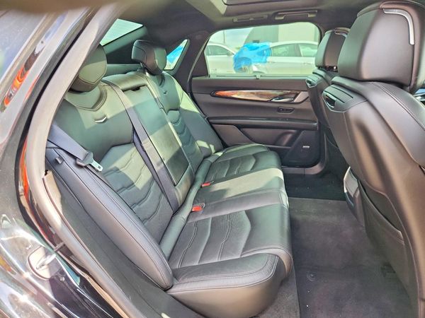 2020 CADILLAC CT6 Luxury (CSAV)
