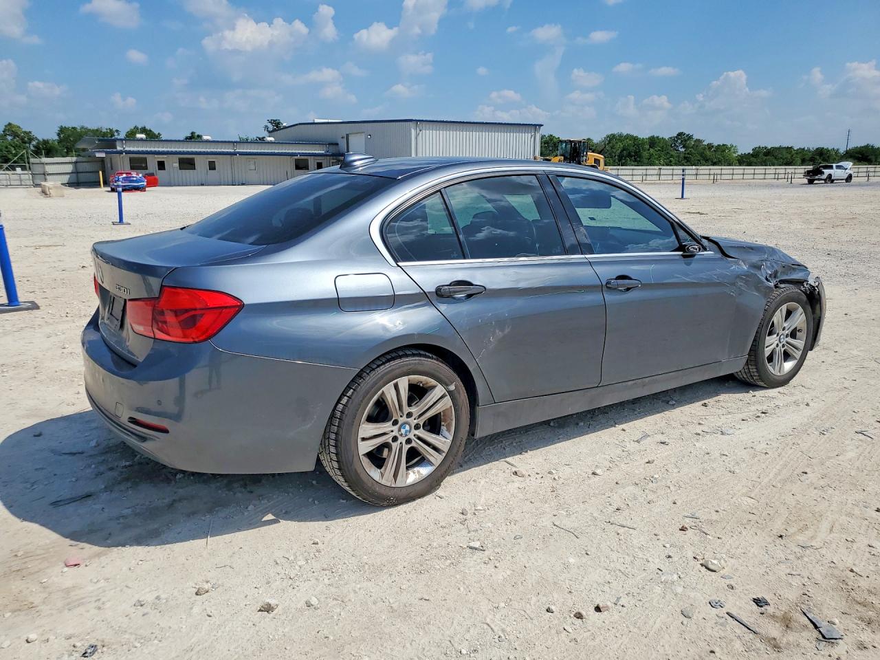 2017 BMW 330 SA