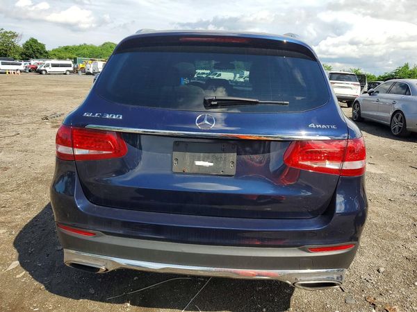 2018 MERCEDES-BENZ GLC GLC 300-4M