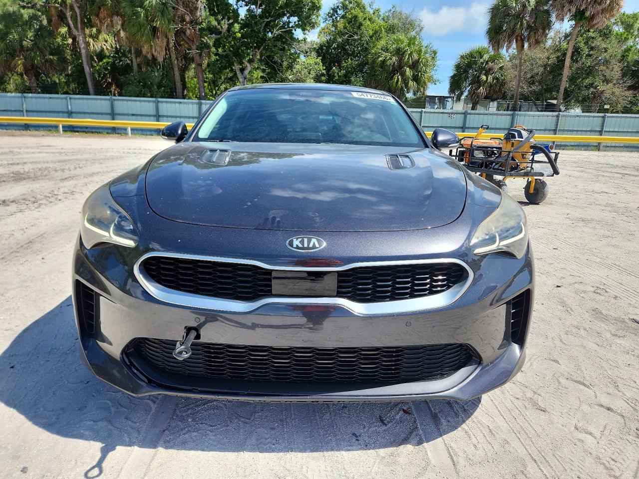 2019 KIA STINGER Premium