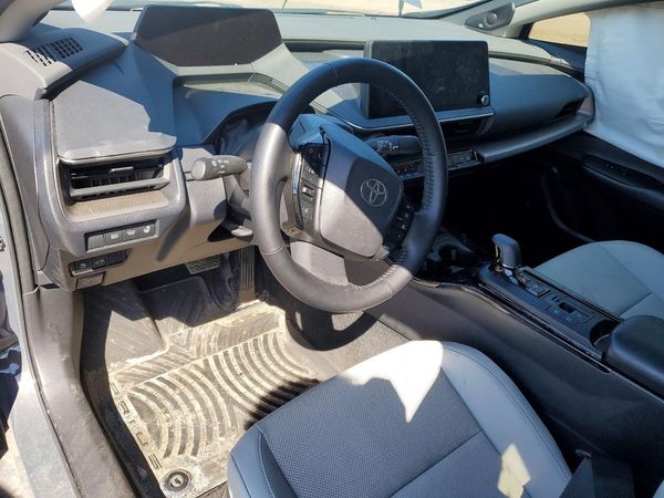 2024 TOYOTA PRIUS