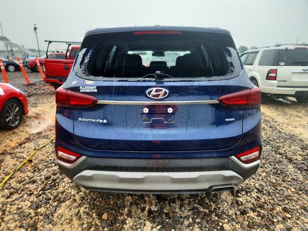2019 HYUNDAI SANTA FE SE