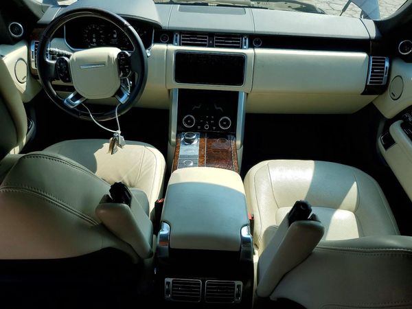 2020 LAND ROVER RANGE ROVER P525 HSE