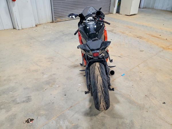 2020 YAMAHA YZFR6