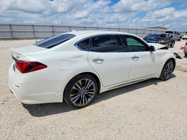 2018 INFINITI Q70L