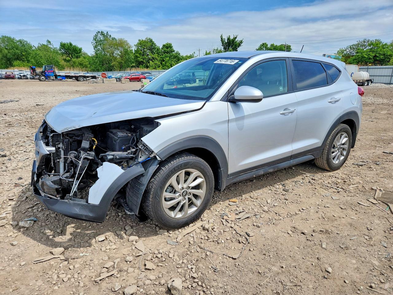 2017 HYUNDAI TUCSON SE (no options)