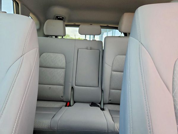 2017 HYUNDAI TUCSON SE (no options)