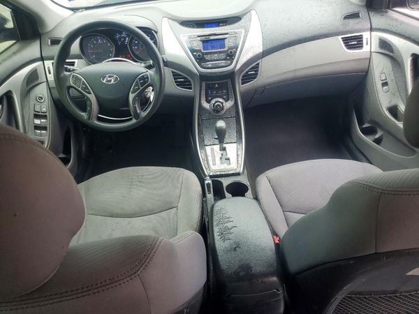 2013 HYUNDAI ELANTRA