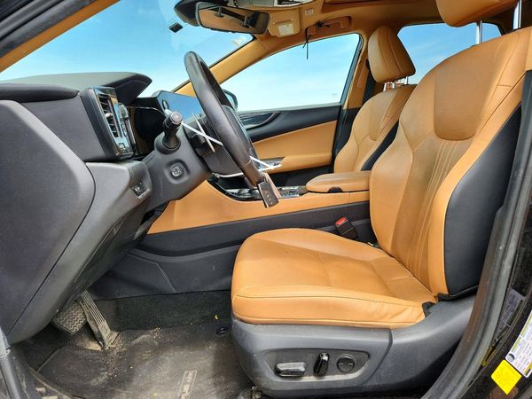2022 LEXUS NX 350h Premium