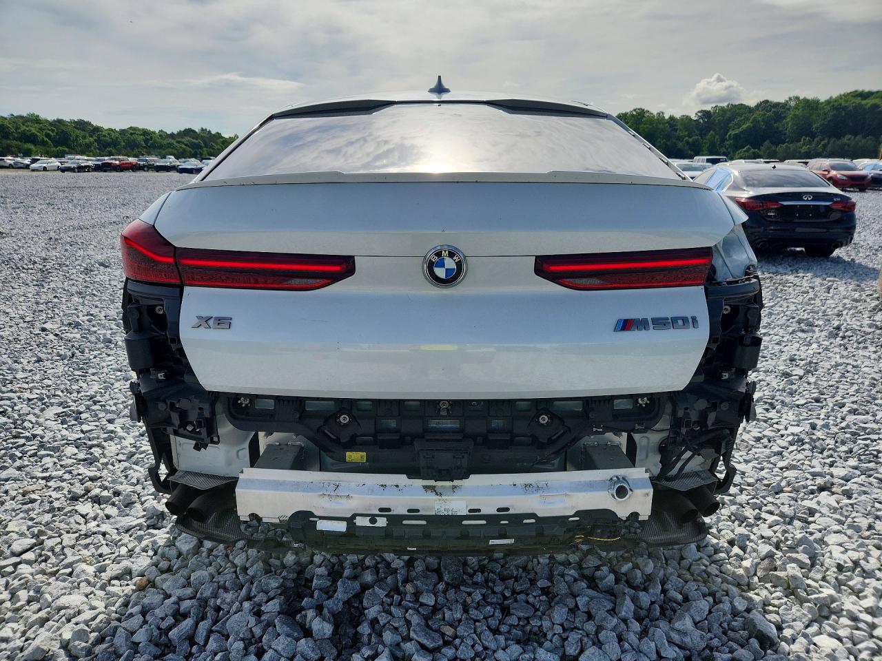 2021 BMW X6 M50i