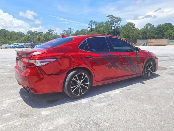 2020 TOYOTA CAMRY