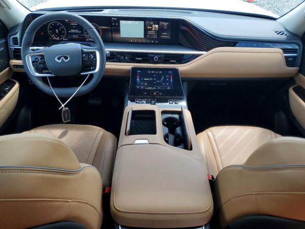 2026 INFINITI QX80 Luxe