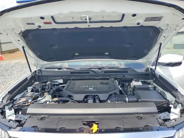2026 INFINITI QX80 Luxe