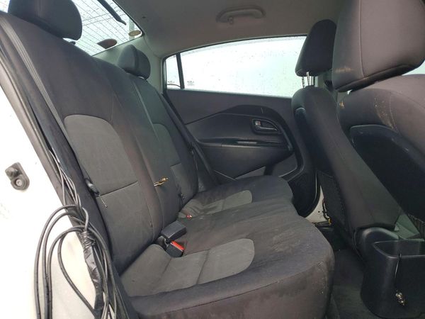 2016 KIA RIO