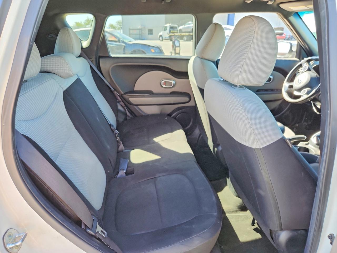 2015 KIA SOUL GL(Middle-low grade)