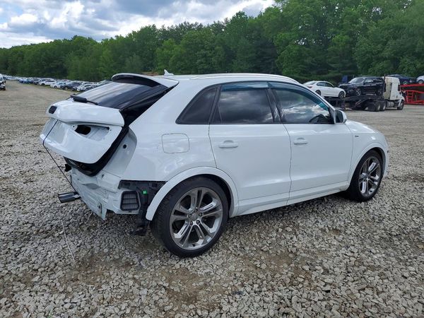 2016 AUDI Q3