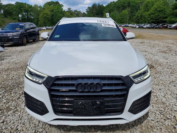 2016 AUDI Q3