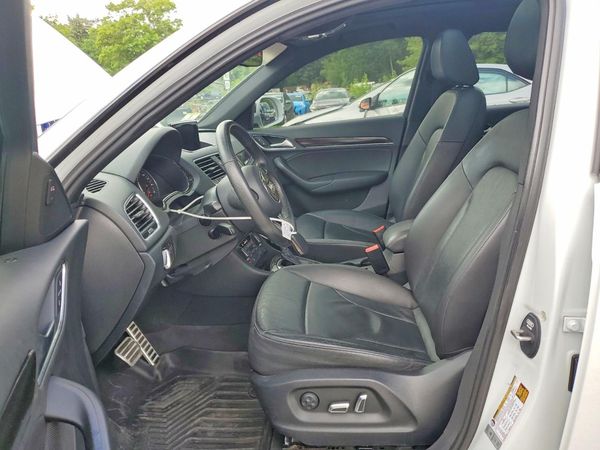 2016 AUDI Q3