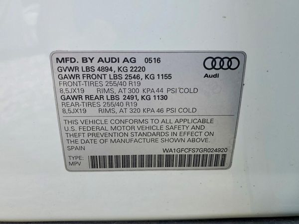 2016 AUDI Q3
