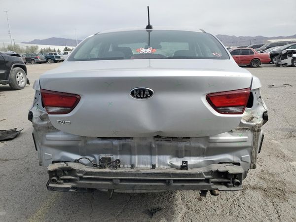 2018 KIA RIO