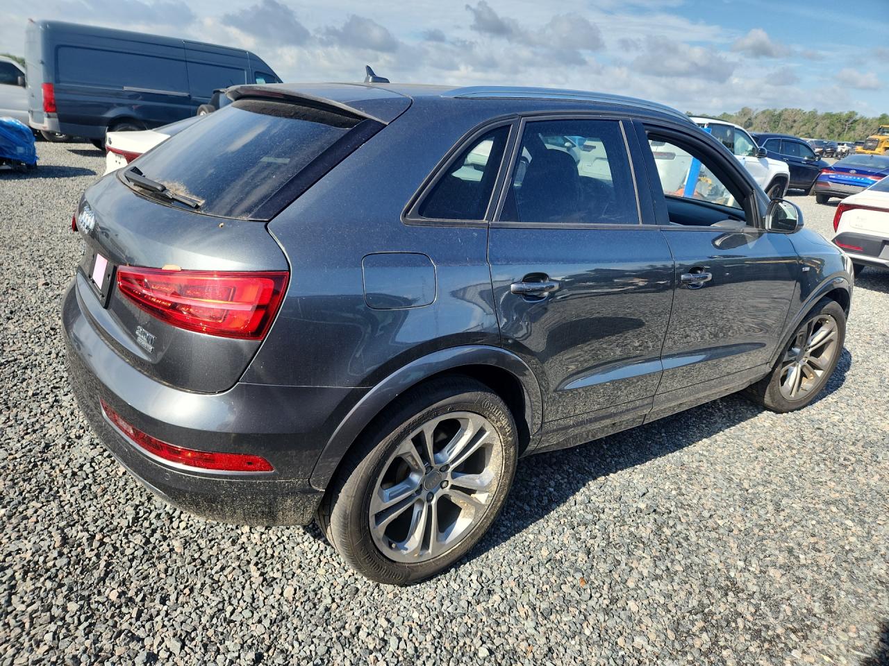 2018 AUDI Q3
