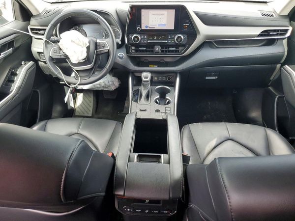 2023 TOYOTA HIGHLANDER