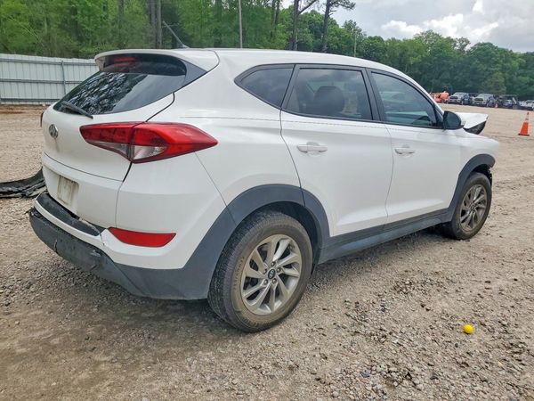 2018 HYUNDAI TUCSON SE Standard
