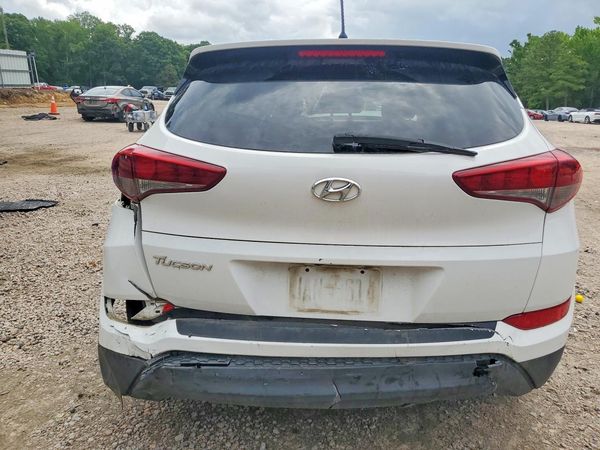 2018 HYUNDAI TUCSON SE Standard
