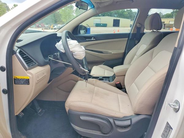 2018 HYUNDAI TUCSON SE Standard