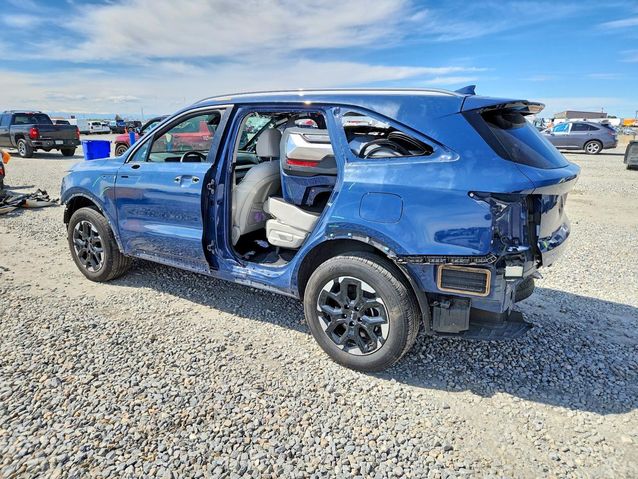 2024 KIA SORENTO S