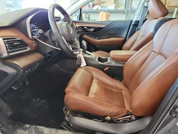 2022 SUBARU OUTBACK Touring