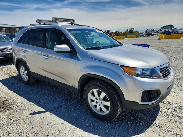 2013 KIA SORENTO