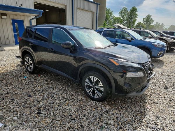 2023 NISSAN ROGUE SV — Passenger 3/4
