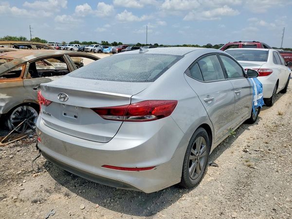2018 HYUNDAI ELANTRA
