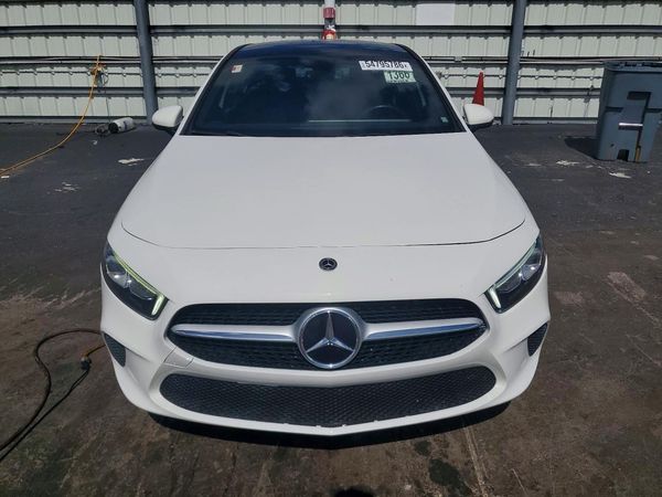 2022 MERCEDES-BENZ A A220