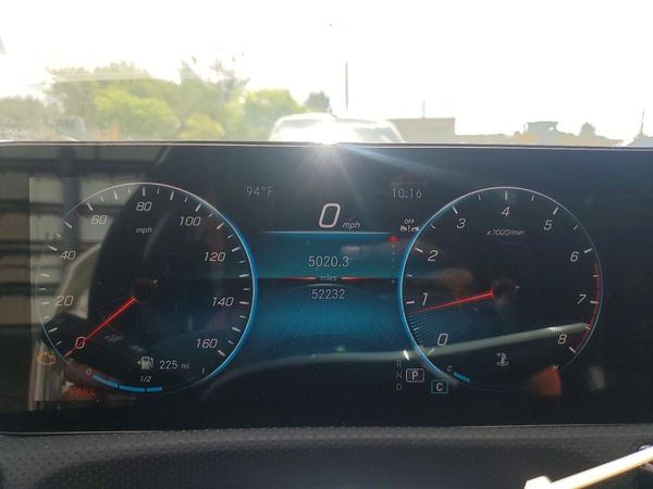 2022 MERCEDES-BENZ A A220