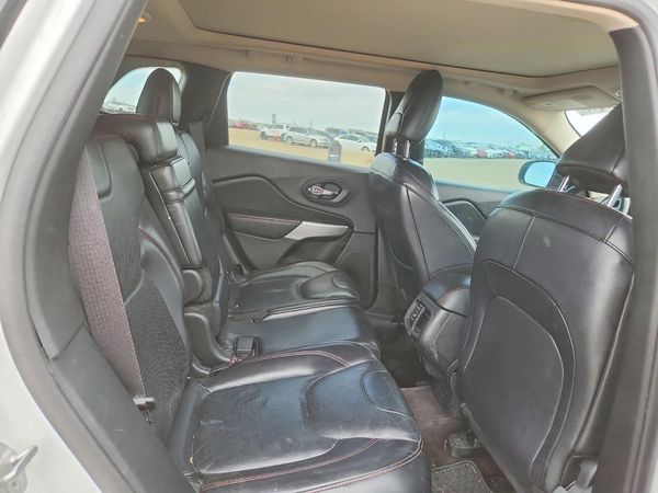 2017 JEEP CHEROKEE TRAILHAWK 4X4