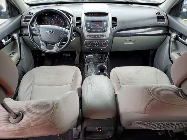 2014 KIA SORENTO
