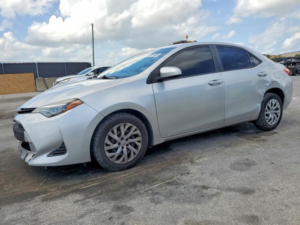 2019 TOYOTA COROLLA