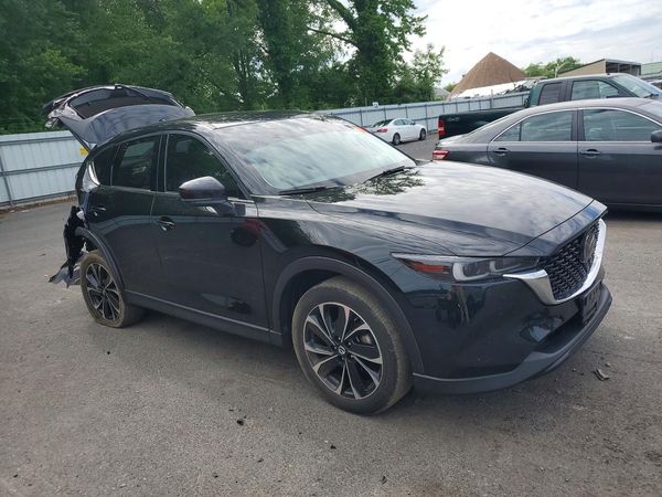 2023 MAZDA CX-5 Premium Package