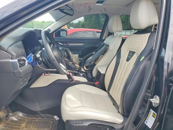 2023 MAZDA CX-5 Premium Package