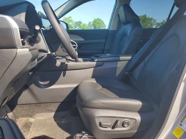 2024 TOYOTA GRAND HIGHLANDER