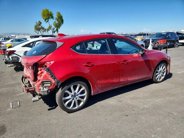 2014 MAZDA 3