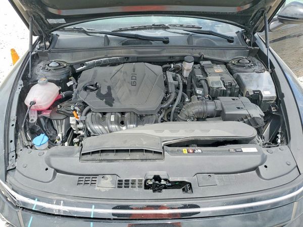 2025 HYUNDAI SONATA SE