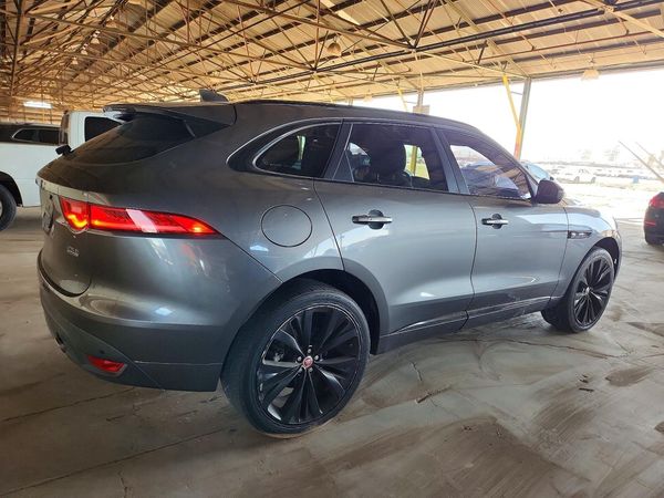 2018 JAGUAR F-PACE First Edition