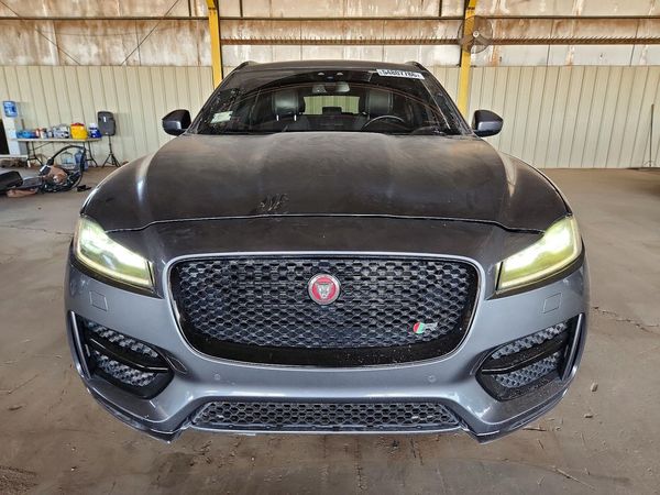 2018 JAGUAR F-PACE First Edition