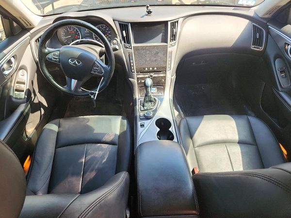 2014 INFINITI Q50