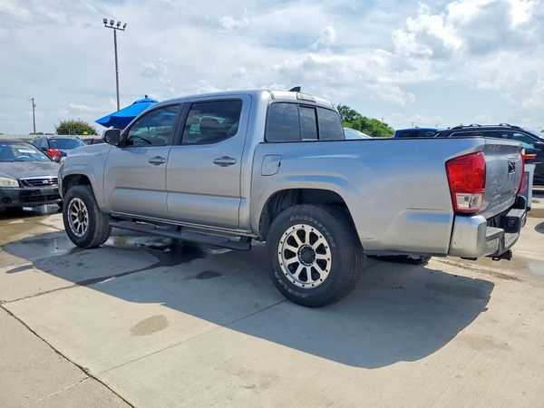 2017 TOYOTA TACOMA SR/SR5