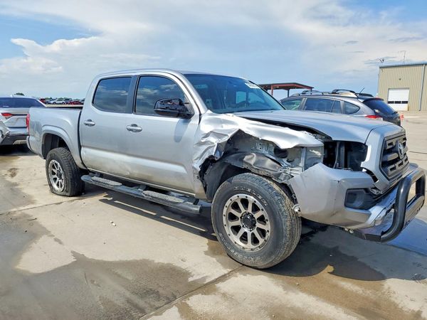 2017 TOYOTA TACOMA SR/SR5